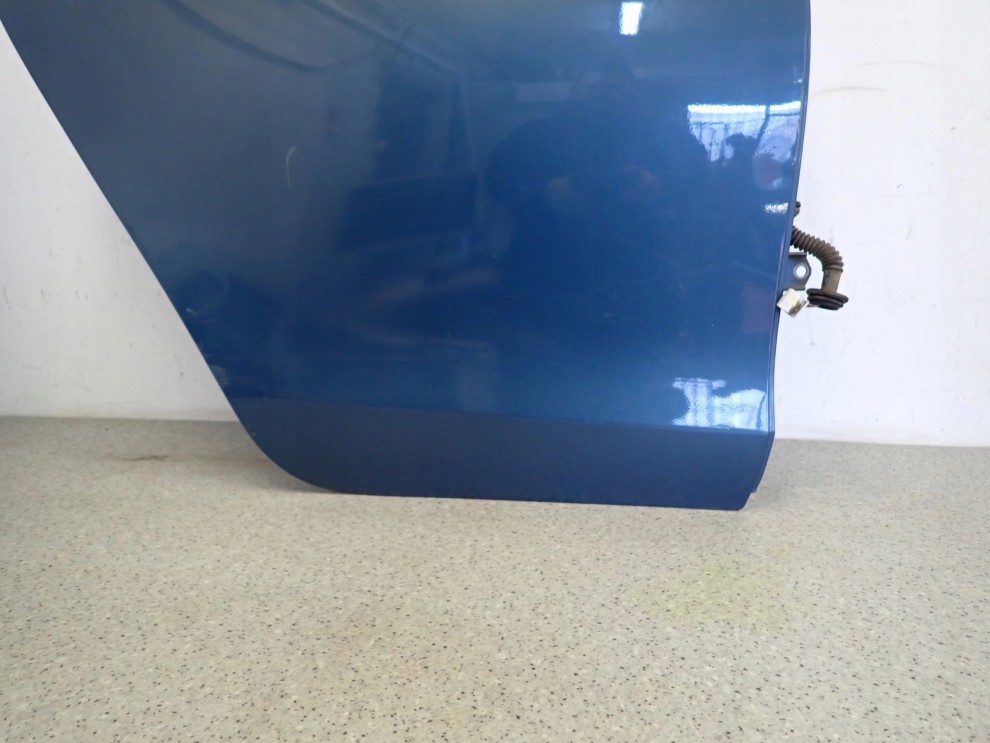 TOYOTA YARIS II 06-11 5d DRZWI TYLNE PRAWE 8T1 13/16