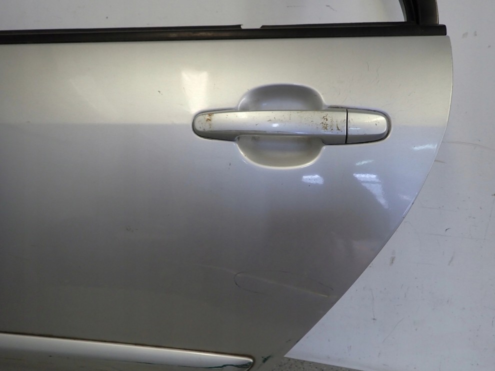 TOYOTA COROLLA E12 HB SB 02-07 DRZWI TYLNE LEWE 7/12