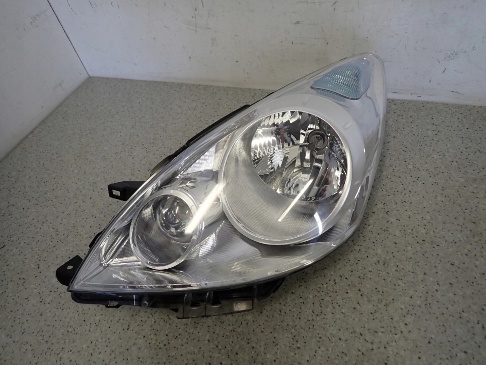 NISSAN NOTE E11 09- LAMPA PRZEDNIA LEWA REFLEKTOR EUROPA 1/11