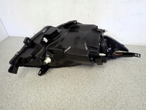 NISSAN NOTE E11 09- LAMPA PRZEDNIA LEWA REFLEKTOR EUROPA 10/11 MINIATURA