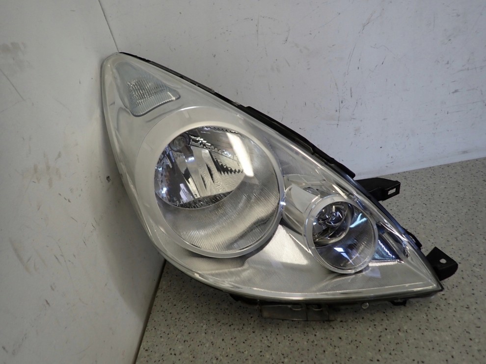 NISSAN NOTE E11 09- LAMPA PRZEDNIA PRAWA REFLEKTOR EUROPA 1/9