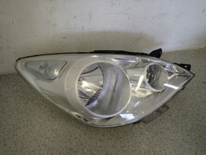 NISSAN NOTE E11 09- LAMPA PRZEDNIA PRAWA REFLEKTOR EUROPA 6/9 MINIATURA