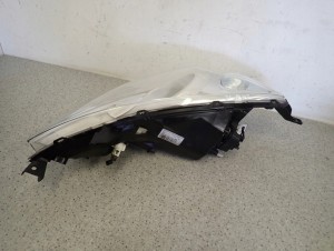 NISSAN NOTE E11 09- LAMPA PRZEDNIA PRAWA REFLEKTOR EUROPA 7/9 MINIATURA